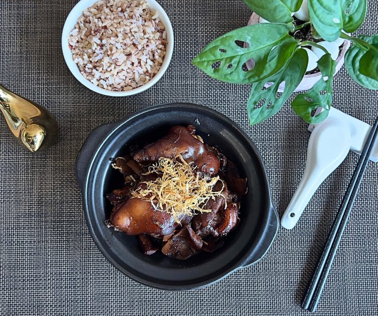 Black Vinegar Port Trotter (E)