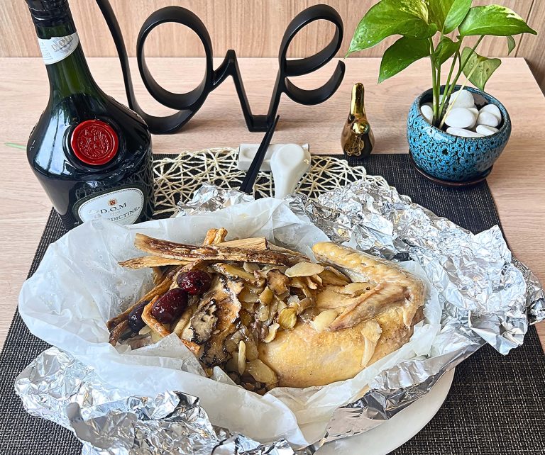 Double Boiled Chicken in DOM (E)